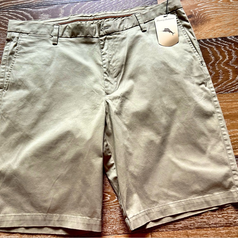 Tommy Bahama Tan Flat Front Shorts (SKU0319)
